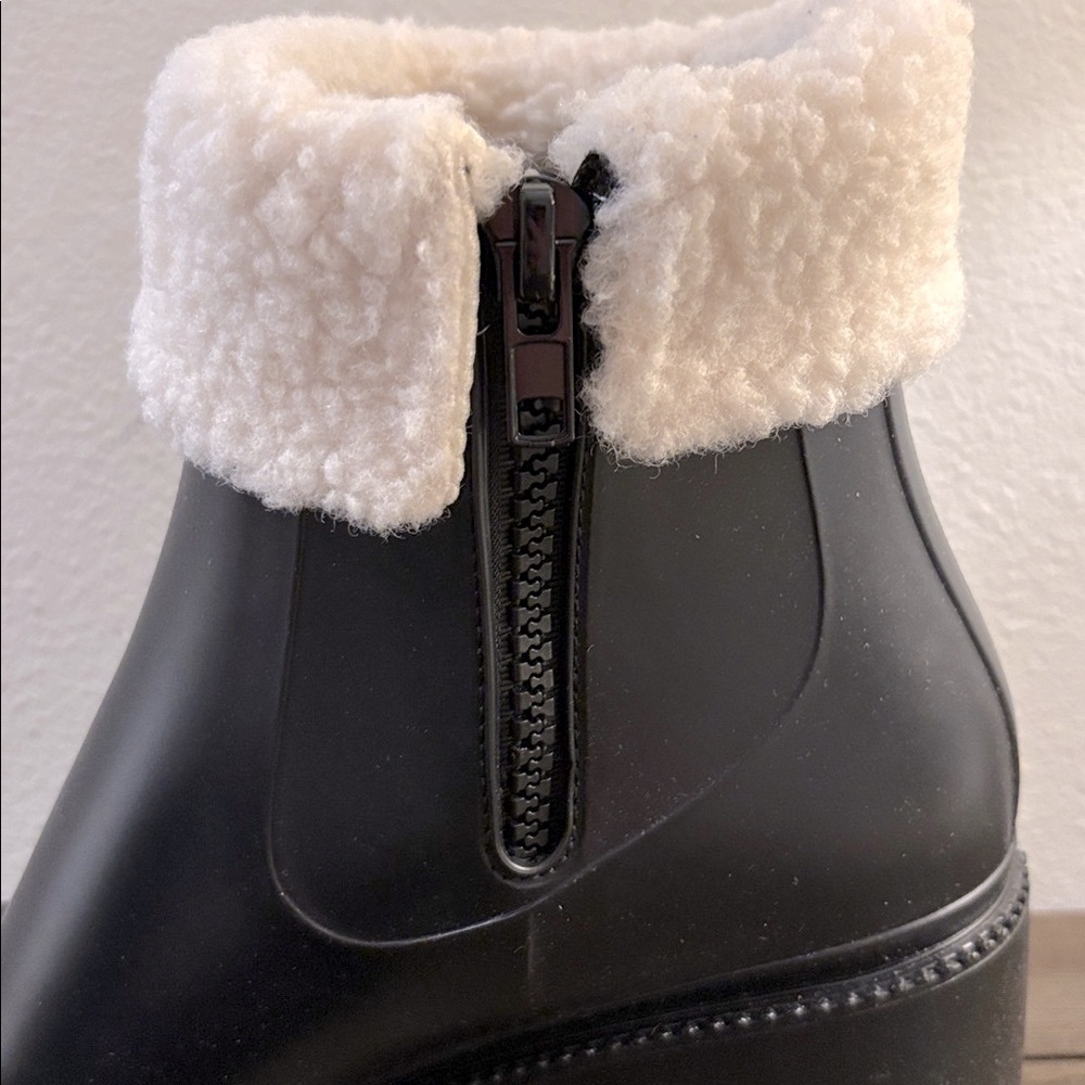 NIB [INC International Concepts] Eadin Faux Fur Cushioned Rainboots Women’s 10 - Picture 9 of 14